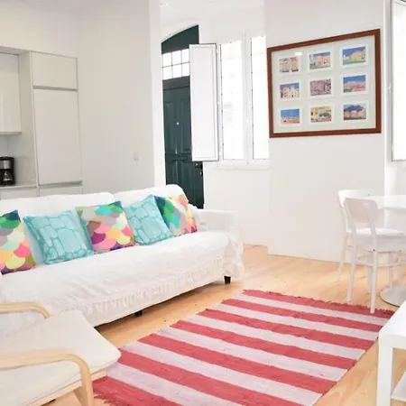 Cool Tailor Made 2 Bedroom Apartment Lisbon