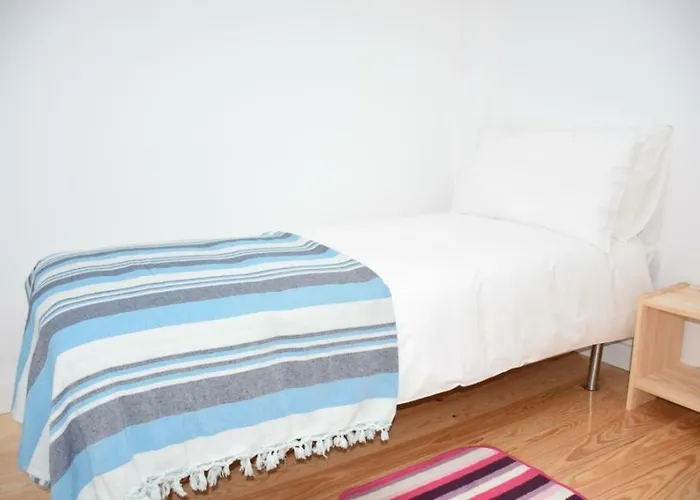Cool Tailor Made 2 Bedroom Lejlighed Lisboa