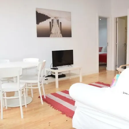 Cool Tailor Made 2 Bedroom * Lissabon